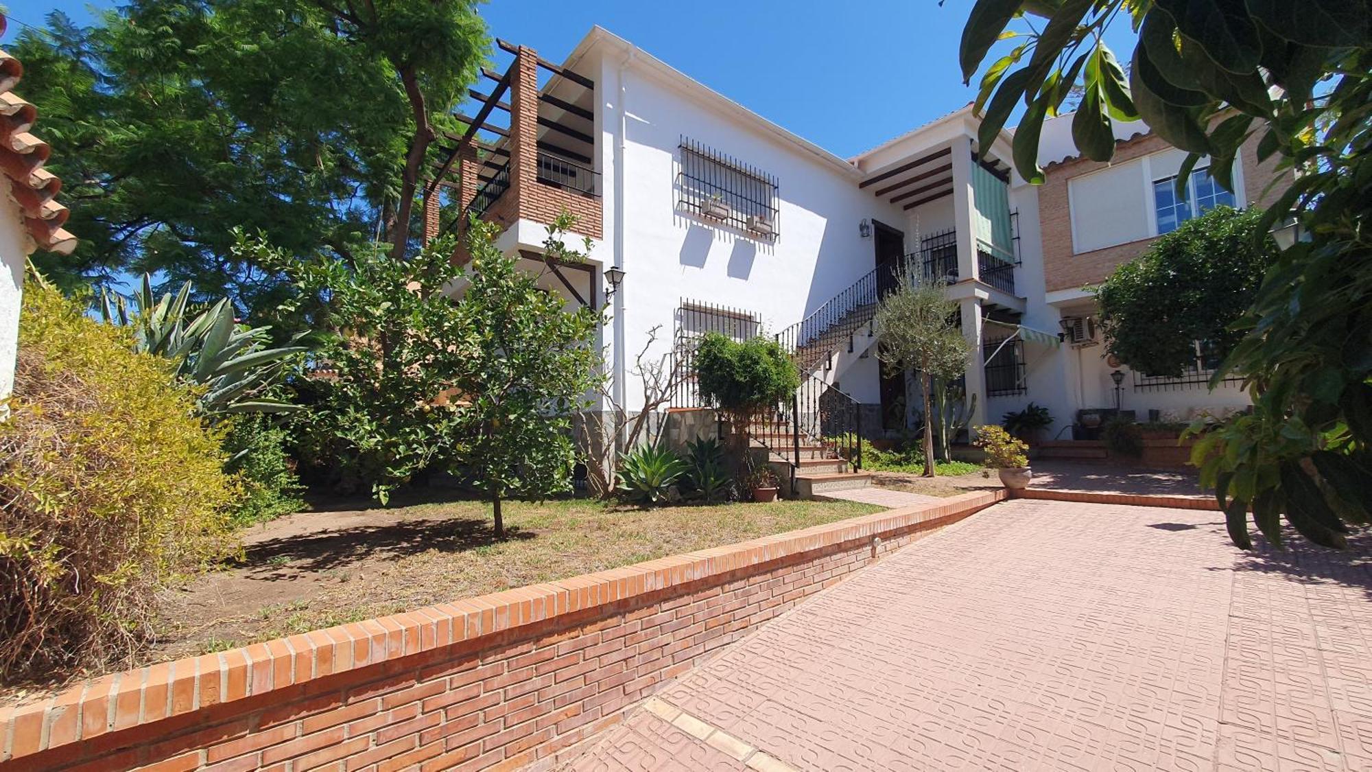 Lovely Apartment Alhaurín de la Torre Екстериор снимка
